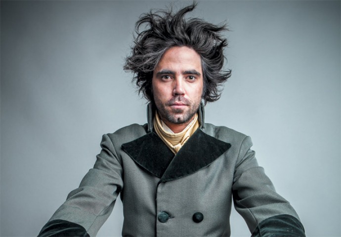 Patrick Watson: il cantautore canadese pubblica il nuovo singolo e video dal titolo Lost With You