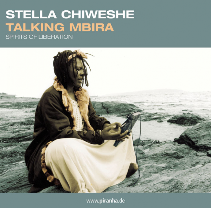 STELLA CHIWESHE (Zimbabwe) arriva al Folk Club: evento di rara bellezza e suggestione