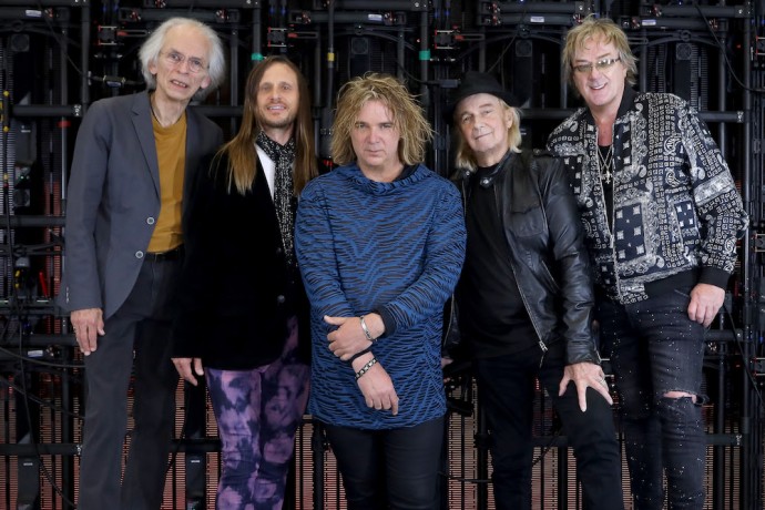 Yes - la band leggenda del prog rock rimanda il tour al 2022